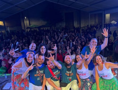 Actuación de Baque Manglar en Festival Conclave de Samba